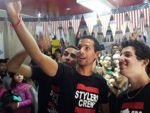 مجموعة STYLERS-CREW في ضيافة المعهد الأمريكي بتمارة1